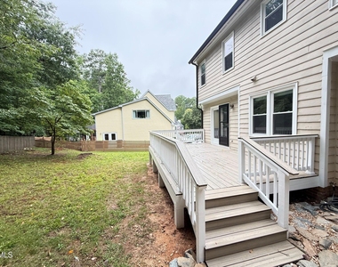 401 Holly Berry Lane - Photo Thumbnail 37