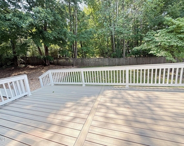 401 Holly Berry Lane - Photo Thumbnail 35