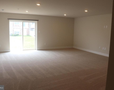 10728 Millport St - Photo Thumbnail 15