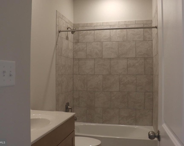 10728 Millport St - Photo Thumbnail 8