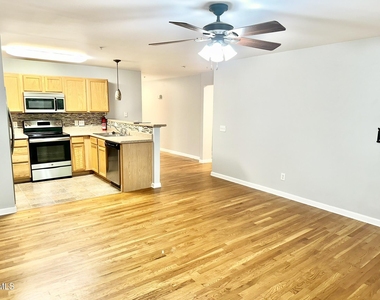2800 Trailwood Pines Lane - Photo Thumbnail 2