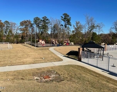 5010 Tura Street - Photo Thumbnail 23