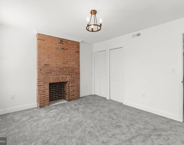 1008 Boyd Street - Photo Thumbnail 13