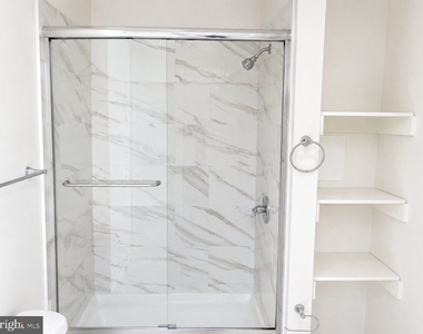 923 N Calvert Street - Photo Thumbnail 6