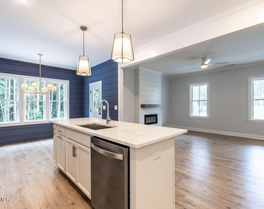 328 Green Pines Estates Drive - Photo Thumbnail 8