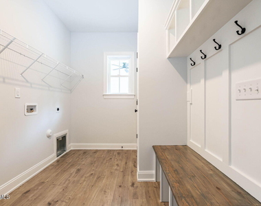 328 Green Pines Estates Drive - Photo Thumbnail 18