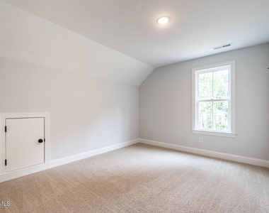 328 Green Pines Estates Drive - Photo Thumbnail 23