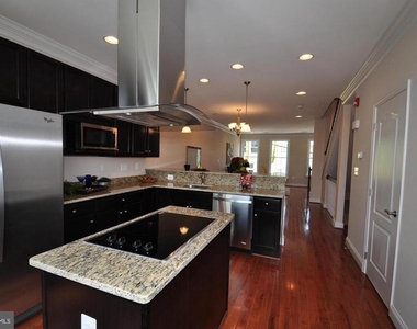 1448 Sumwalt Court - Photo Thumbnail 2