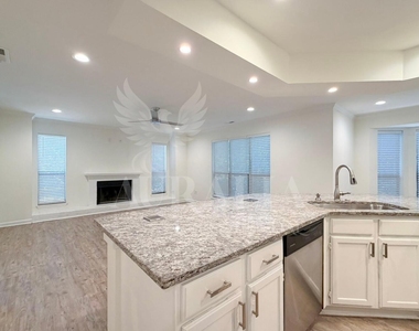 413 New Kent Place - Photo Thumbnail 5