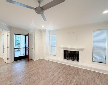 413 New Kent Place - Photo Thumbnail 4