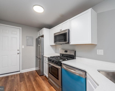 408 Chester Street N - Photo Thumbnail 9