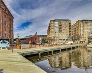 1000 Fell Street - Photo Thumbnail 22