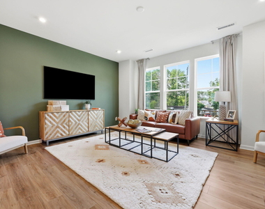 1433 Goldsboro Avenue - Photo Thumbnail 11