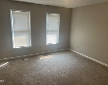 4204 Ferriday Court - Photo Thumbnail 14