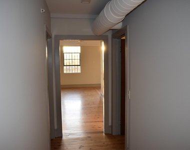 128 S Chatham Avenue - Photo Thumbnail 6