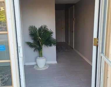 2130 Colonel Way - Photo Thumbnail 8