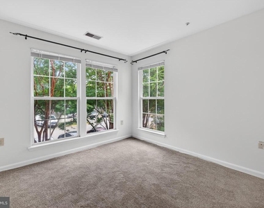 3109 River Bend Court - Photo Thumbnail 10