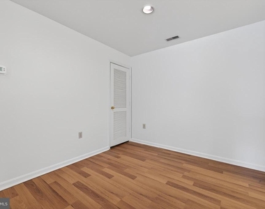 3109 River Bend Court - Photo Thumbnail 2