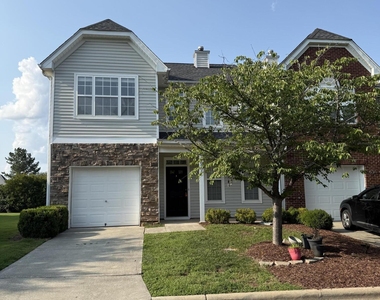 537 Writers Way - Photo Thumbnail 5