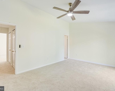 6 Belvedere Court - Photo Thumbnail 23
