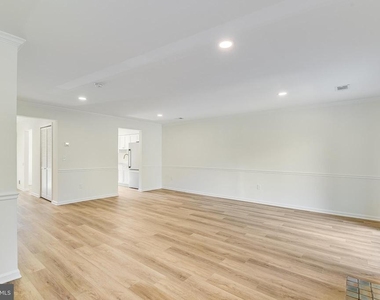 6 Belvedere Court - Photo Thumbnail 14