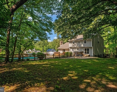 284 Sigma Drive - Photo Thumbnail 2