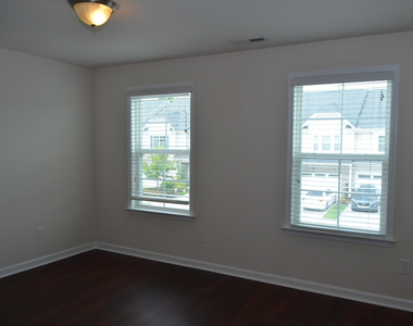 1034 Craigmeade Drive - Photo Thumbnail 39