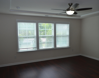 1034 Craigmeade Drive - Photo Thumbnail 25