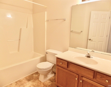 201 Capello Court - Photo Thumbnail 16