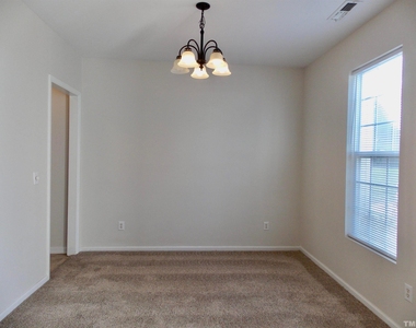 201 Capello Court - Photo Thumbnail 4