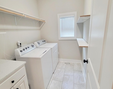 1433 Garner Road - Photo Thumbnail 42