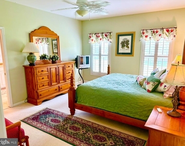 1 Ennis Lane - Photo Thumbnail 10