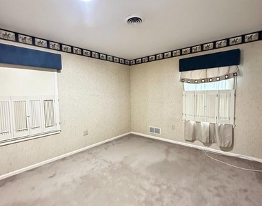 56 Candlewick Drive - Photo Thumbnail 17