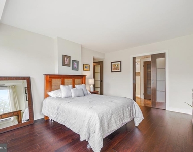 1080 Wisconsin Avenue Nw - Photo Thumbnail 17