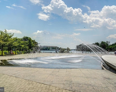 1080 Wisconsin Avenue Nw - Photo Thumbnail 33