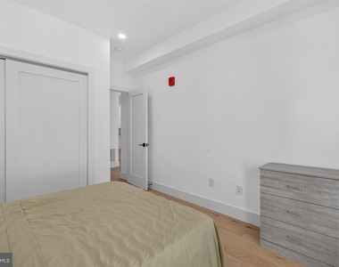 927 Kennedy Street Nw - Photo Thumbnail 19