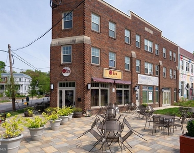 927 Kennedy Street Nw - Photo Thumbnail 32