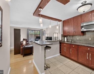 1718 P Street Nw - Photo Thumbnail 1