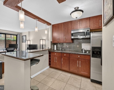 1718 P Street Nw - Photo Thumbnail 2