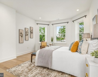 1614 Kilbourne Place Nw - Photo Thumbnail 16