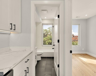 3215 Mount Pleasant Street Nw - Photo Thumbnail 9