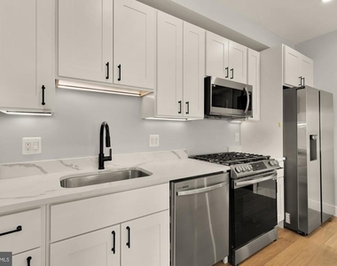 3215 Mount Pleasant Street Nw - Photo Thumbnail 5