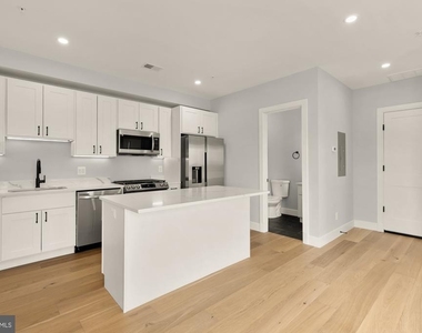 3215 Mount Pleasant Street Nw - Photo Thumbnail 4