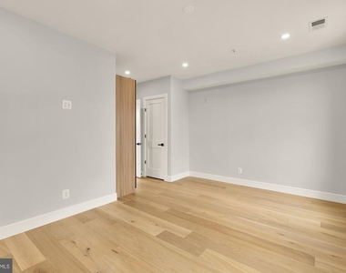 3215 Mount Pleasant Street Nw - Photo Thumbnail 18