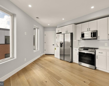 3215 Mount Pleasant Street Nw - Photo Thumbnail 3