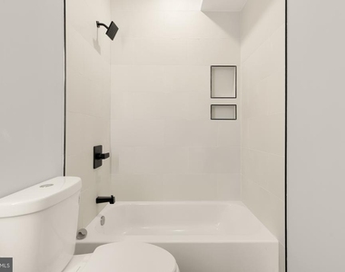 3215 Mount Pleasant Street Nw - Photo Thumbnail 22