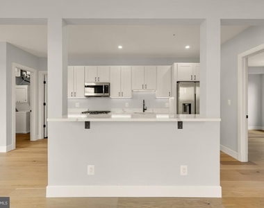 3215 Mount Pleasant Street Nw - Photo Thumbnail 9