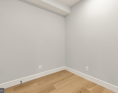 3215 Mount Pleasant Street Nw - Photo Thumbnail 16