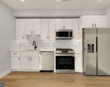 3215 Mount Pleasant Street Nw - Photo Thumbnail 2