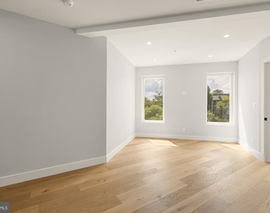 3215 Mount Pleasant Street Nw - Photo Thumbnail 6